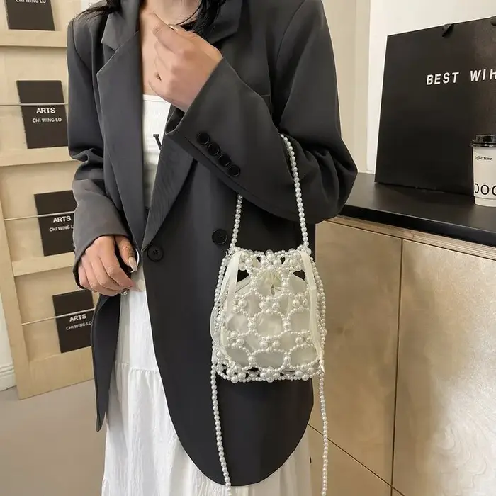 Sac à main chic pour femme avec perles