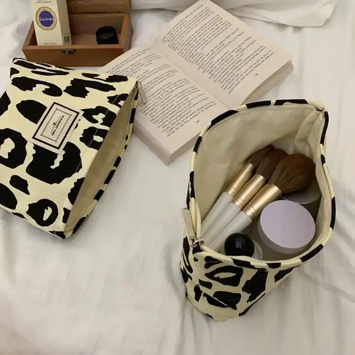Sac à cosmétiques imprimé léopard rose pour femmes