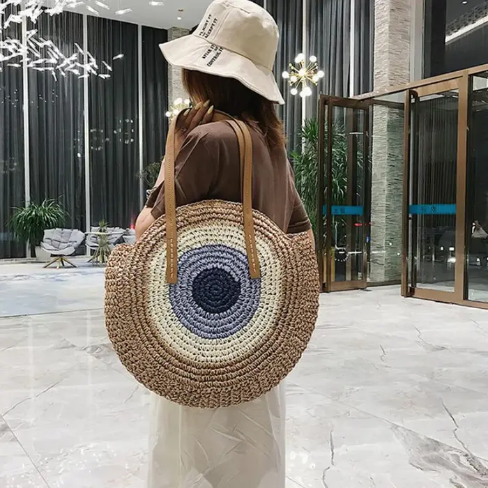 Sac à bandoulière rond en paille d'été pour femmes