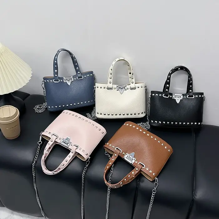 Sac à bandoulière en cuir PU noir pour femme