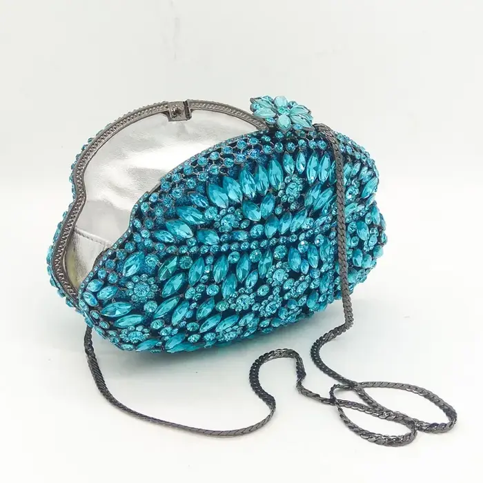 Pochette en cristal saphir bleu clair pour femme