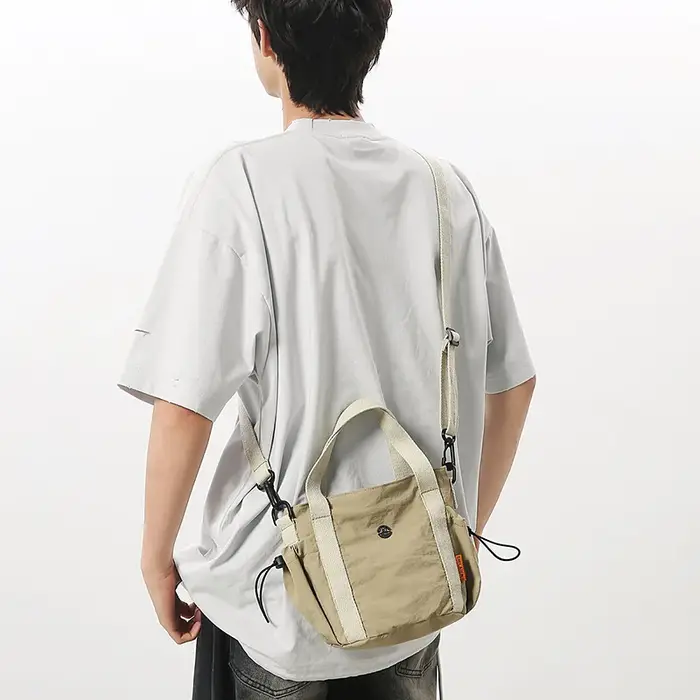 Sac seau en nylon couleur unie pour femme