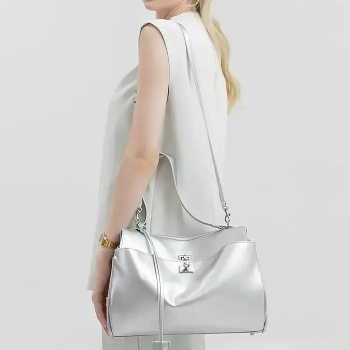 2025 luxe femme sacs fourre-tout Premium en cuir souple sac à main mode voyage sac à bandoulière pou