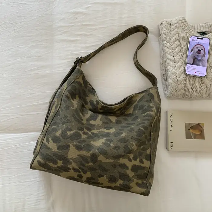 Sac à bandoulière en toile camouflage pour femmes, sac décontracté de grande capacité, sac à main à