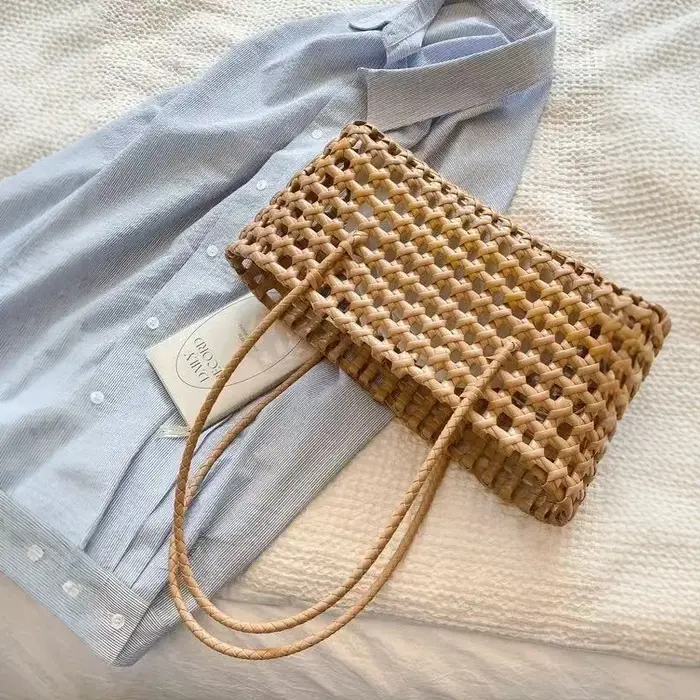 Nouveau panier tressé en PVC