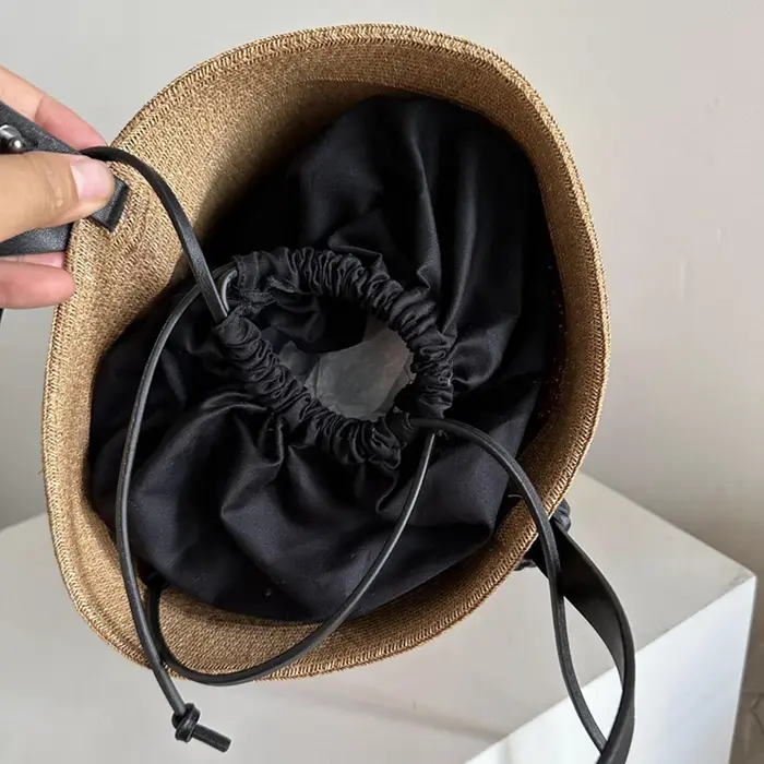 Sac seau pour femme avec bandoulière réglable