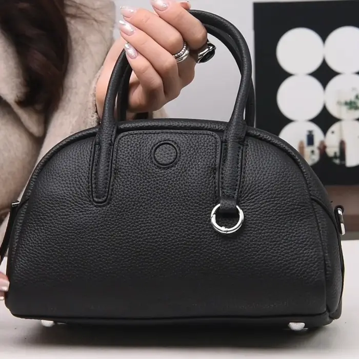 Sac à main noir pour femmes