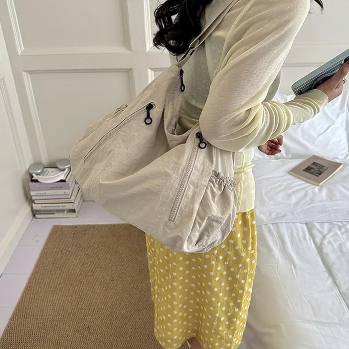 Sac hobo plissé simple grande capacité pour femme