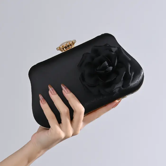 Pochette de soirée en Satin à fleurs exquises, soyeuse, luxueuse, élégante, délicate, vibrante, orné