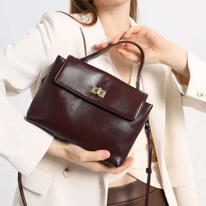 Sac à bandoulière en cuir véritable pour femme
