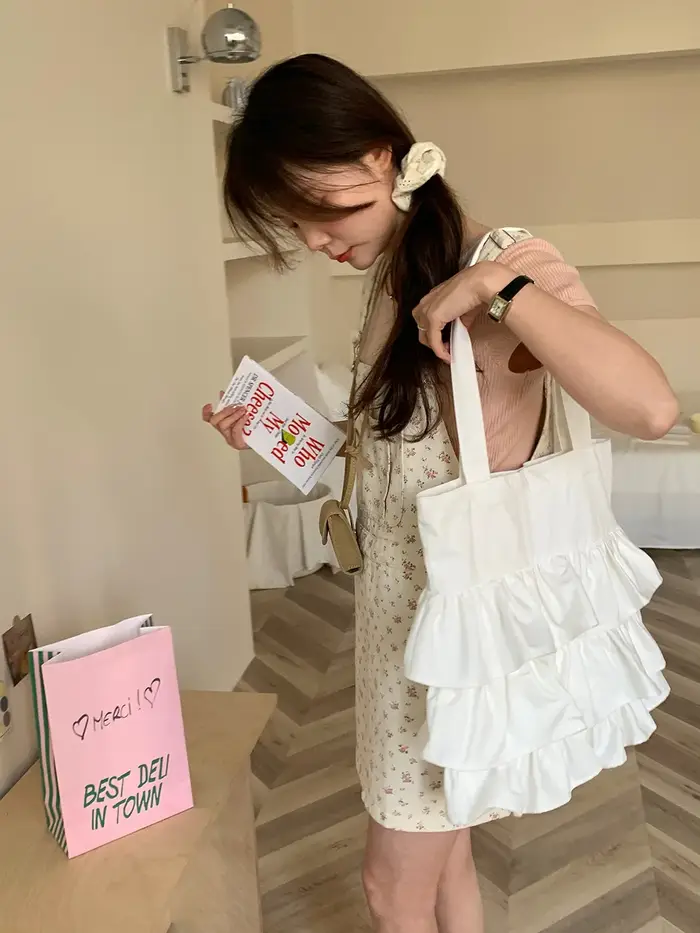 Joli sac en toile à volants pour femmes
