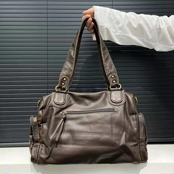 Sac fourre-tout Y2K tendance pour femme, style punk motard, grande capacité, en cuir PU, sac bandoul