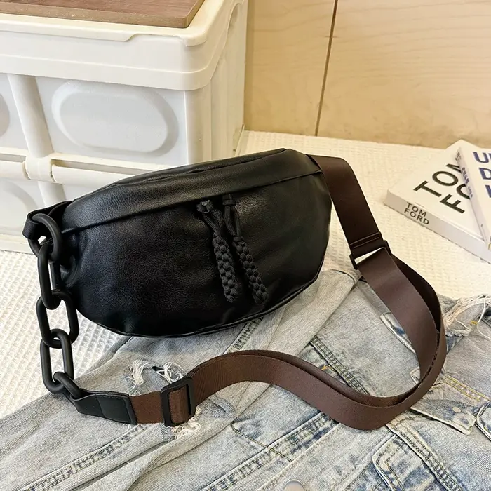 Sac banane en cuir souple pour femme