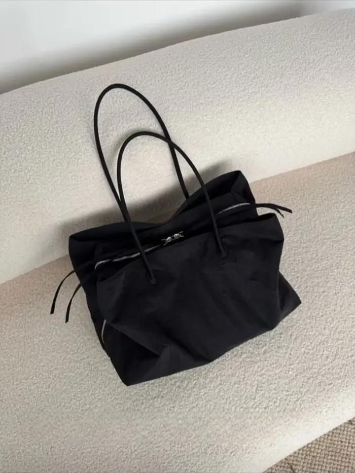 Sac fourre-tout noir uni pour femmes