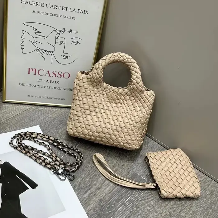 2025 nouveau été Mini sac à bandoulière femmes sac à main pur tissé à la main panier sensation haut 