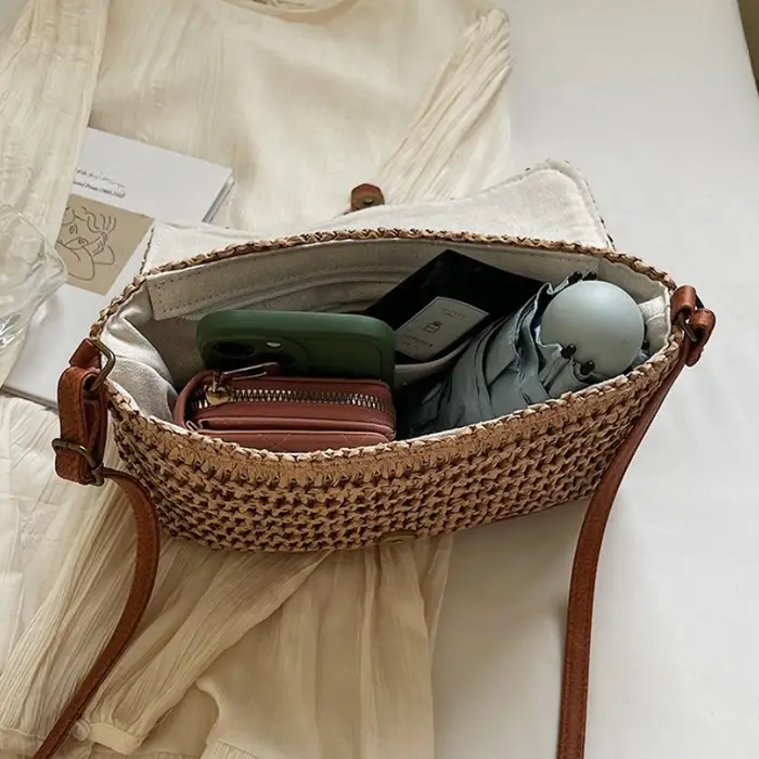 Nouveau sac à bandoulière en paille à la mode pour femmes