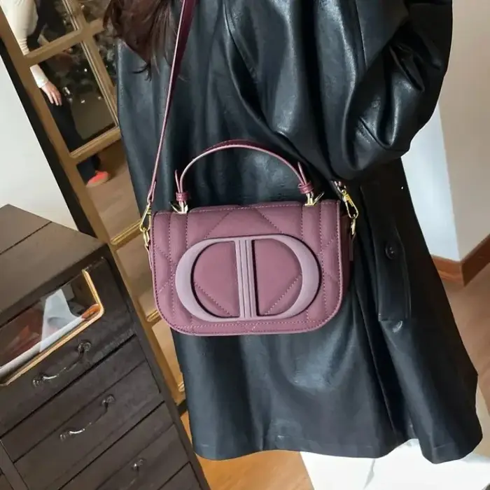 Sac à langer bandoulière de créateur : Sac à main élégant pour femme au look vintage minimaliste et grande capacité pour le shopping