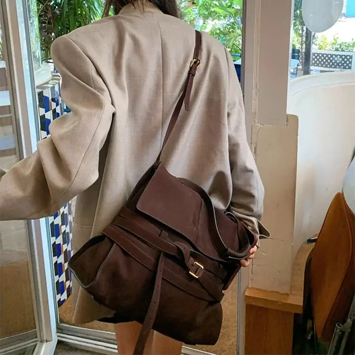 Sac sous les bras de grande capacité