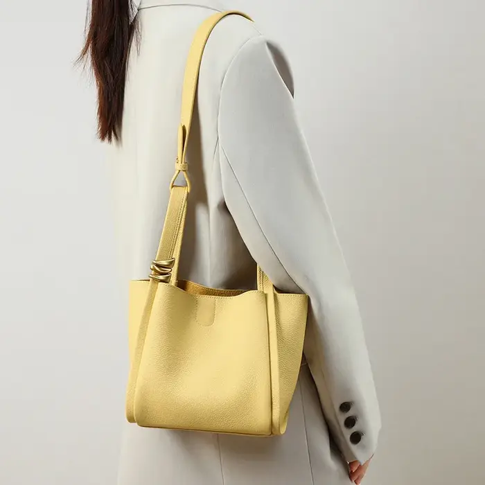 Sac à Main en Cuir de Vache Jaune pour Femme, Fourre-Tout de Marque de Styliste, Luxueux, à la Mode, pour Printemps et Été, E27