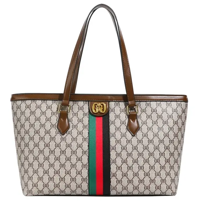 Sac fourre-tout tendance pour femme Automne Hiver 2026, design élégant à porter à l'épaule ou sous l