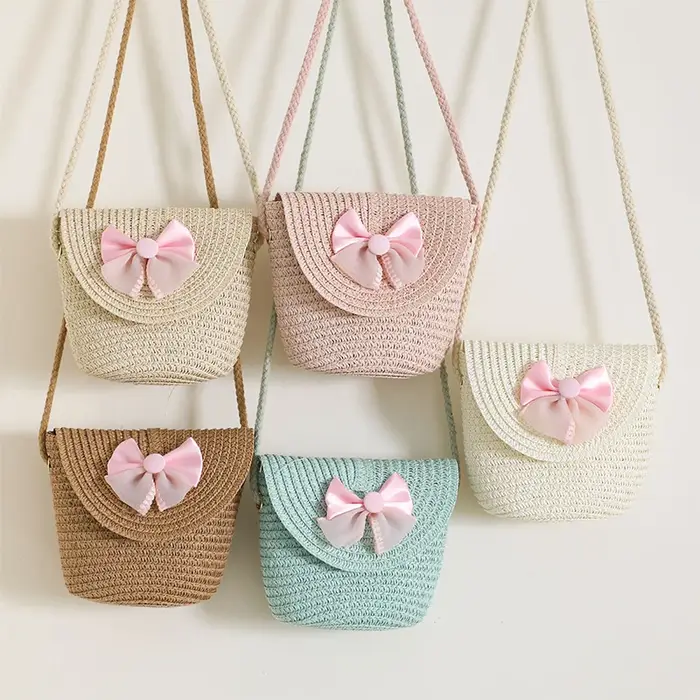 Sacs de paille à nœud rose pour filles