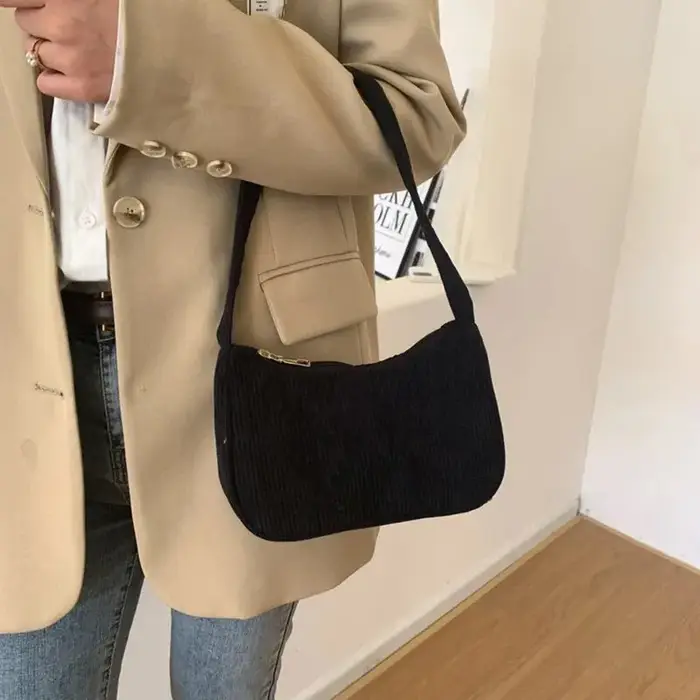 Sac sous les bras demi-lune rétro pour femme