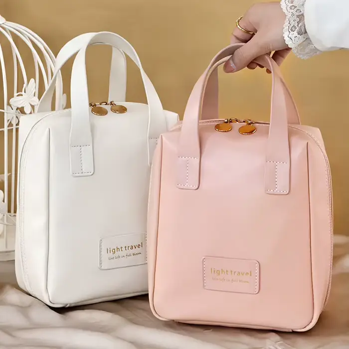 Sac à cosmétiques Portable de grande capacité, sac de rangement de maquillage étanche, sac de rangement de cosmétiques tendance de haute valeur esthétique