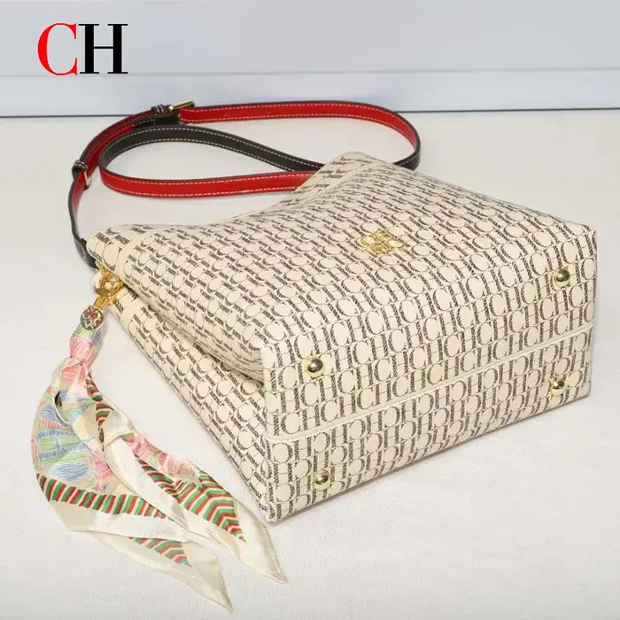 Sac seau vintage CH pour femme avec foulard en soie
