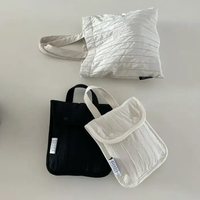 Mini sac matelassé en nylon minimaliste