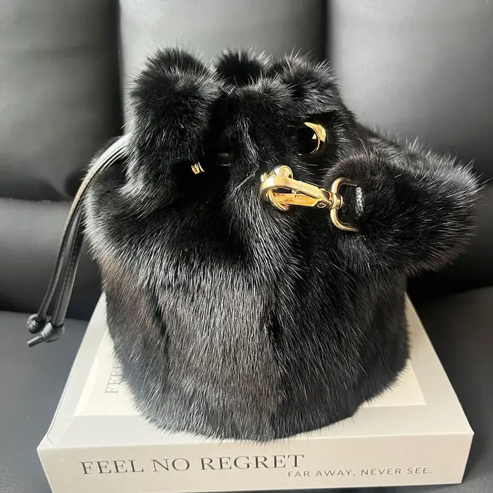 Sac seau en vraie fourrure de vison pour femmes