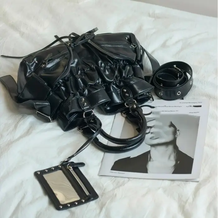 Sac de moto à rivets haut de gamme pour femmes