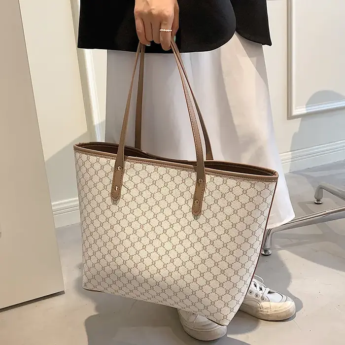 Grand sac à main fourre-tout rayé pour femme