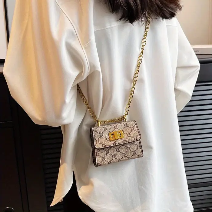 Sac carré mini tendance style urbain pour femme
