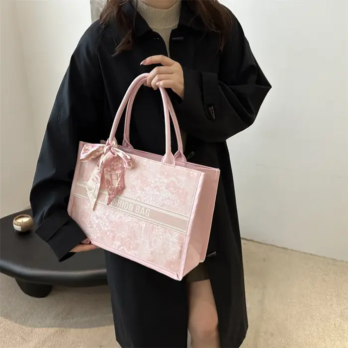 Sac fourre-tout de luxe élégant pour femme