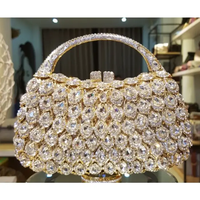 Pochette de soirée pour femme avec cristaux, étui rigide en métal ajouré, à tenir à la main, pour fê
