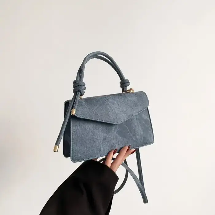 Sac à bandoulière moderne pour femme avec fonction bandoulière