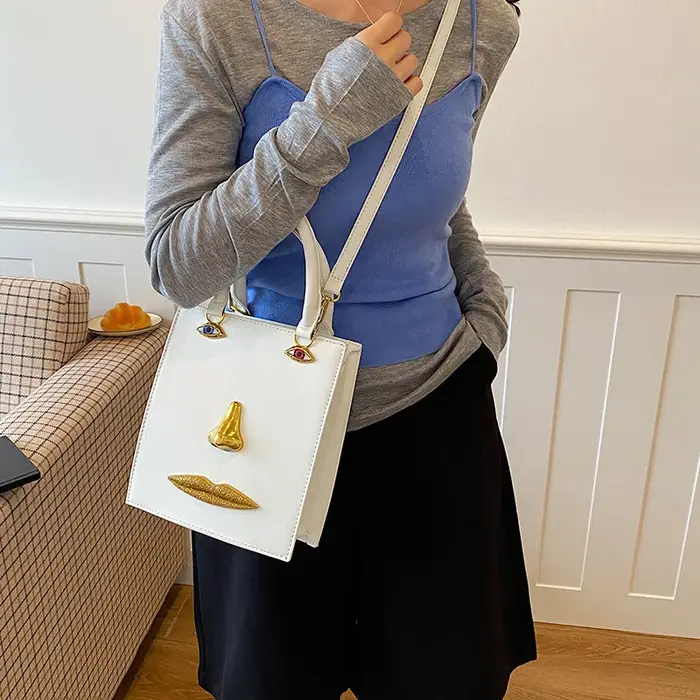 Sac fourre-tout en cuir peint argenté pour femme