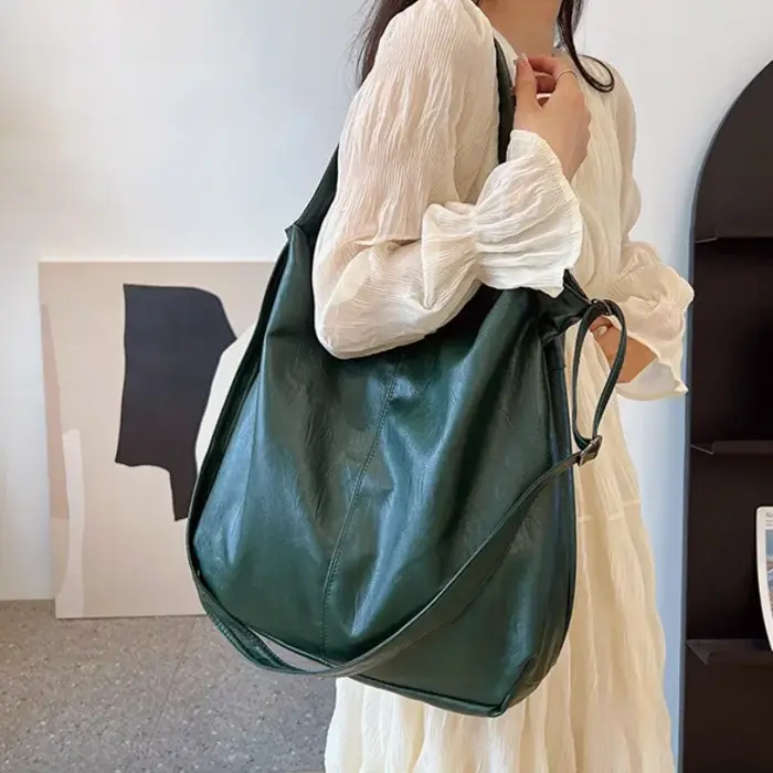 Grand sac fourre-tout en cuir pour femmes