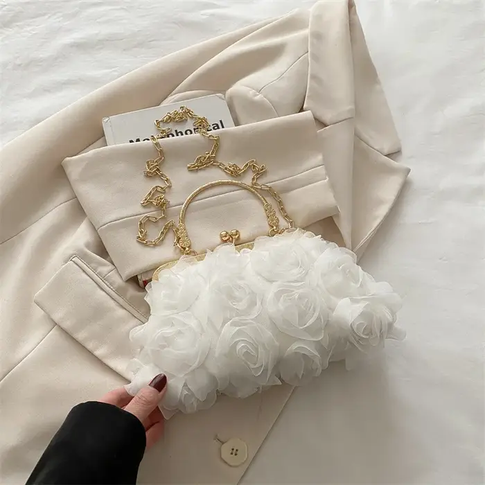 Sac à main de dîner en mousseline de soie à fleurs 3D