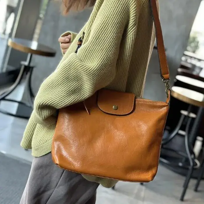 Sac à main pour femme en cuir de vachette tanné végétal vintage 2026