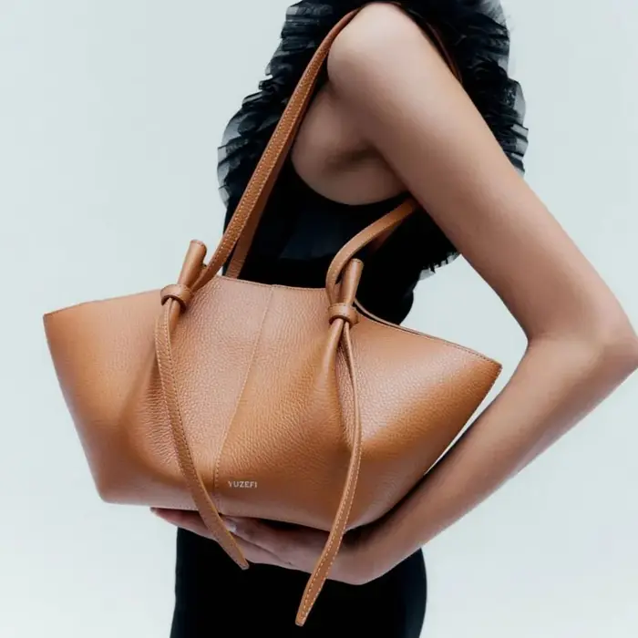Yuzefi femmes sac à bandoulière couleur unie en cuir léger Design de luxe de haute qualité grande capacité