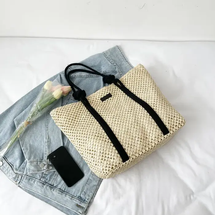 Sac à main élégant en paille tissé pour femmes