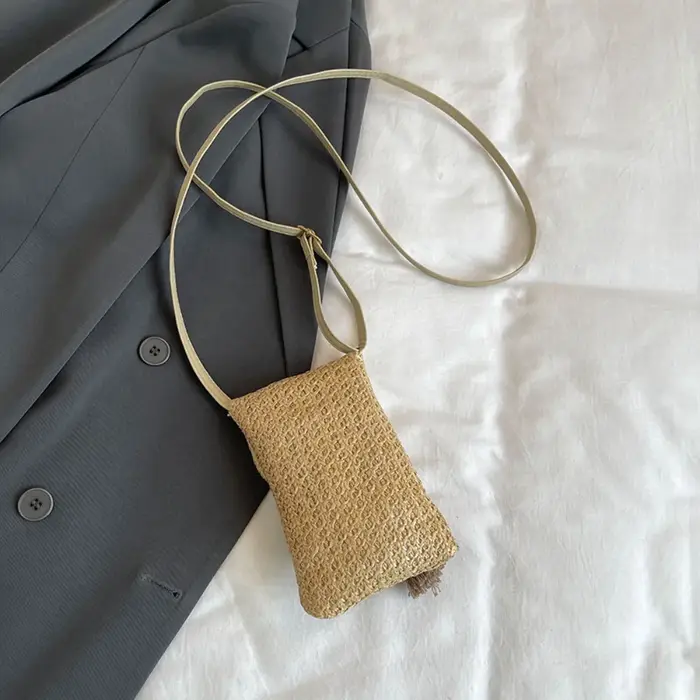 Sac à main en paille tressée tendance