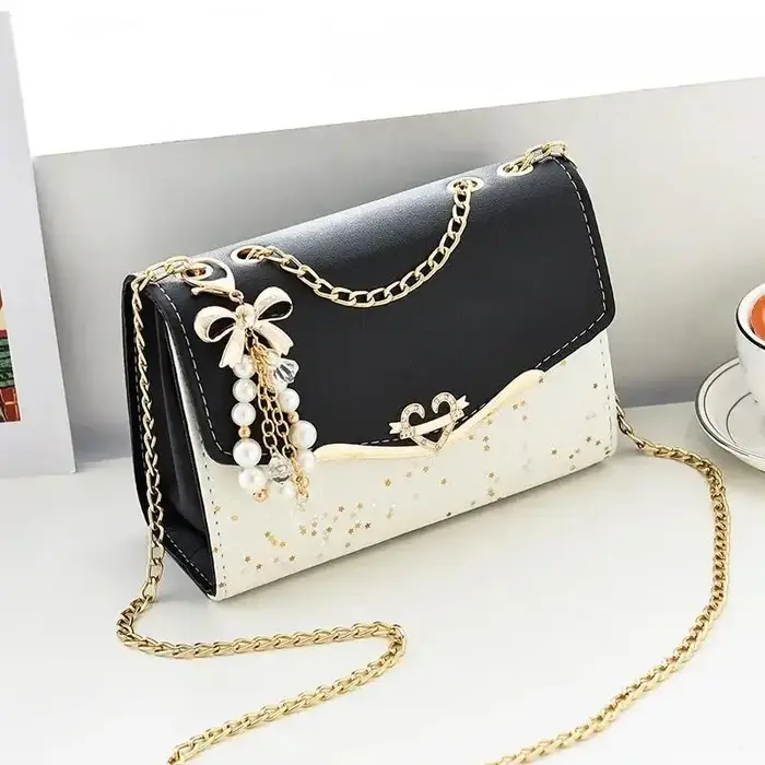 Pochette dames sac à main en cuir PU avec pendentif gland sac de messager de mode femmes à la mode p