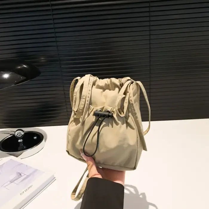 Sac à bandoulière léger décontracté de grande capacité