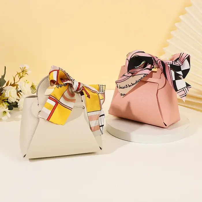 Sacs Cadeaux en Cuir Globale