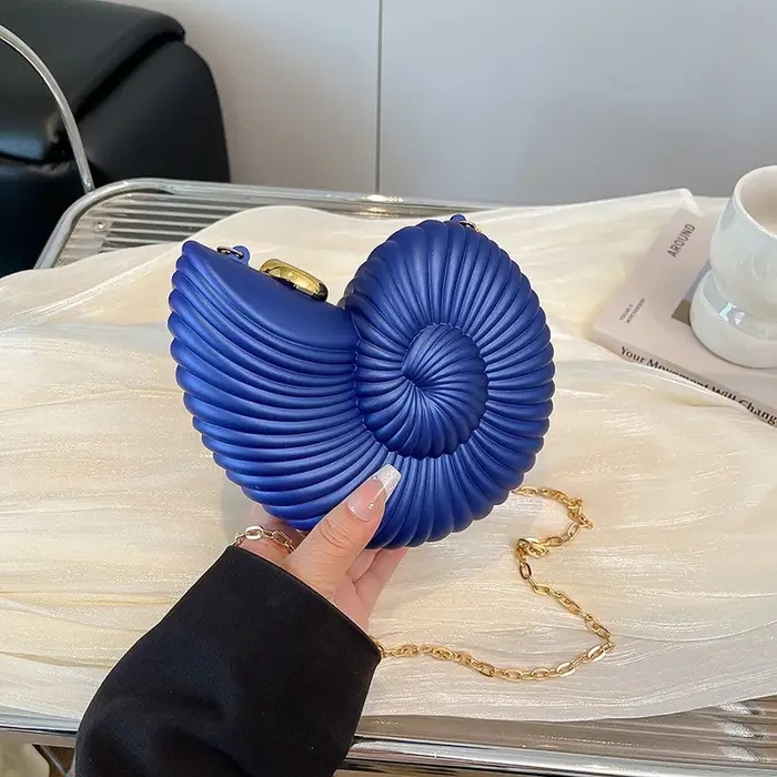 Sac de soirée en forme de coquillage avec personnalité