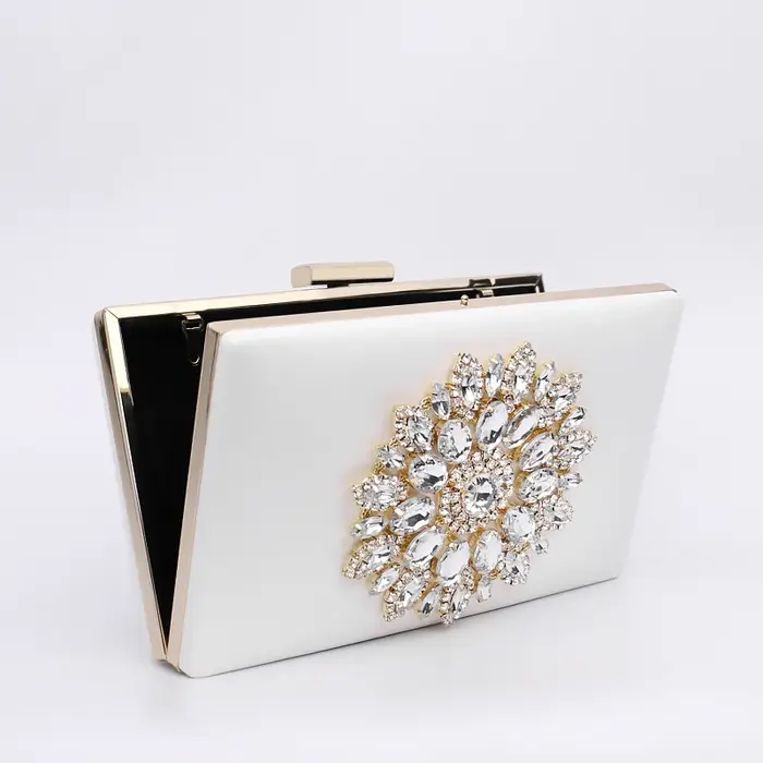 Pochette blanche pour femmes