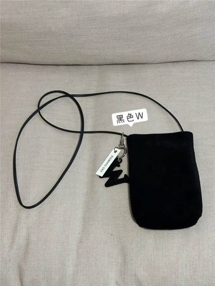 Mini sac portable en daim pour téléphone portable, automne hiver, nouvelle lettre pendentif, mignon 