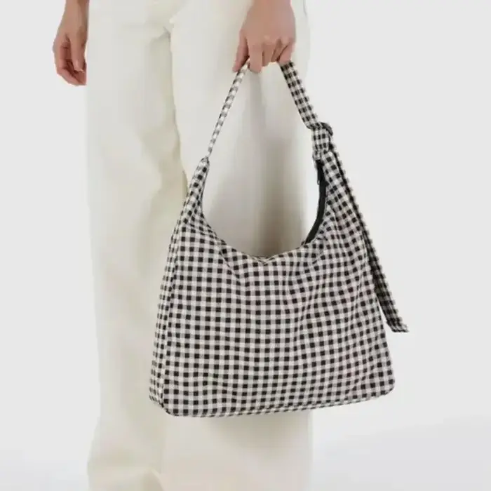 Sac à bandoulière à carreaux de créateur